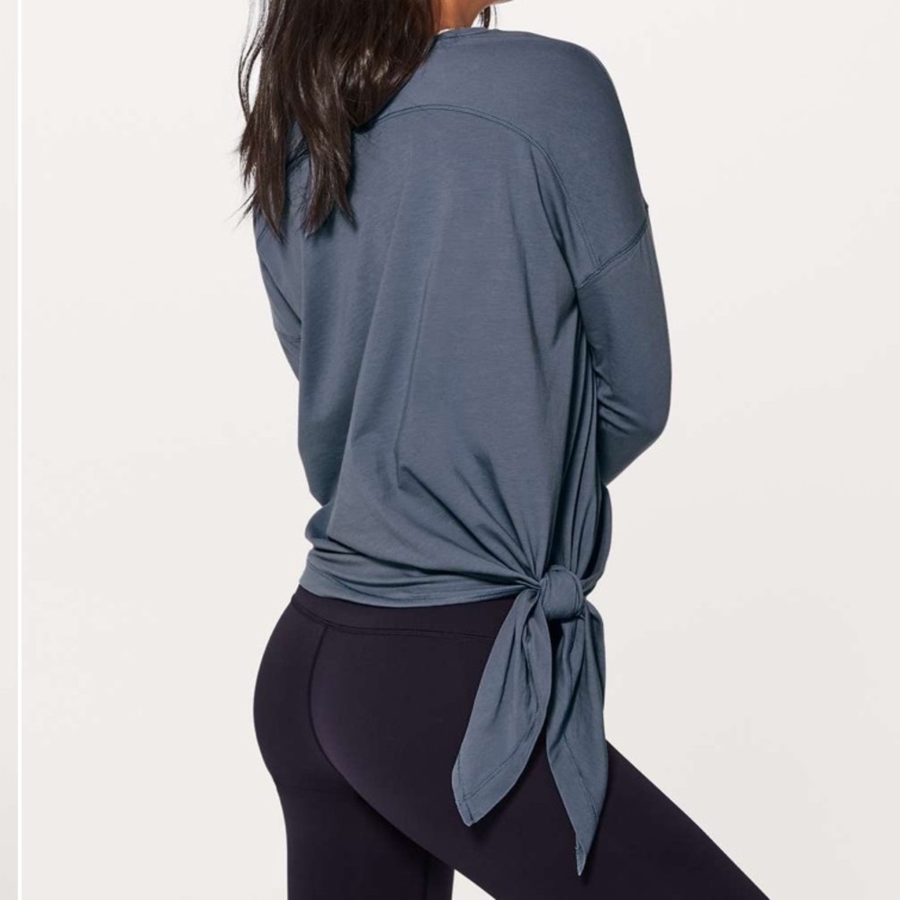 Lululemon To the Point LS